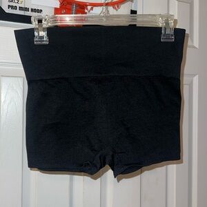 Colsie black shorties size large